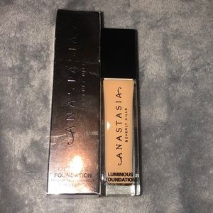 Anastasia Beverly Hills Luminous Foundation